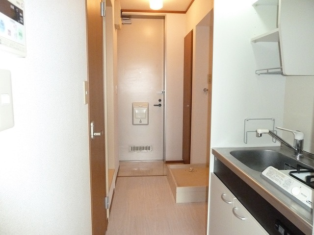 コンフォート津田沼の玄関