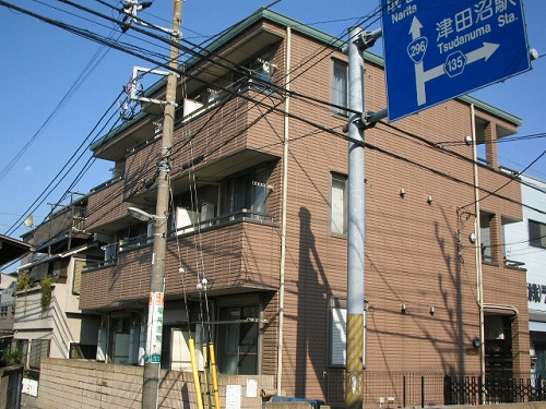 コンフォート津田沼の外観|3階建てマンション