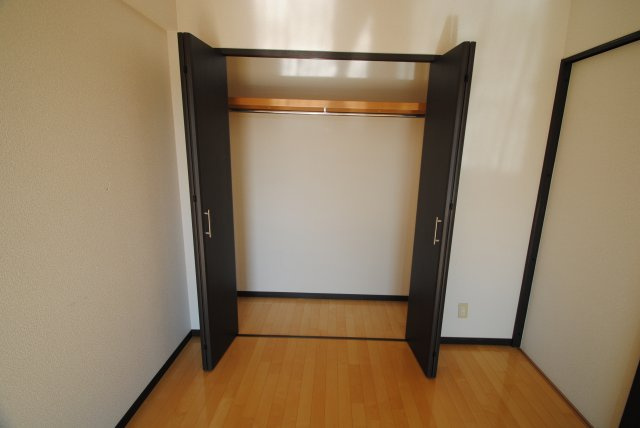 アーニスト国分の収納|同タイプ別室（イメージ画像）