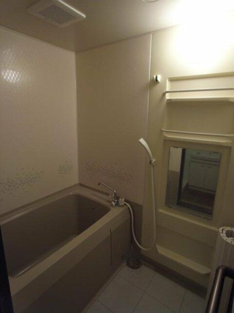 ベルモアの浴室