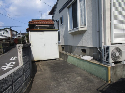 【駐車場】 | 皿山3丁目戸建 | 駐車場完備です