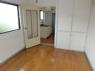 【居間・リビング】 | 安藤ビル | ２面採光☆