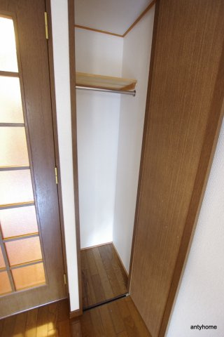 リーガル新大阪3　仲介手数料無料の収納