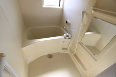 【浴室】 | エクセレント　ステージ | ゆったり過ごせるお風呂です