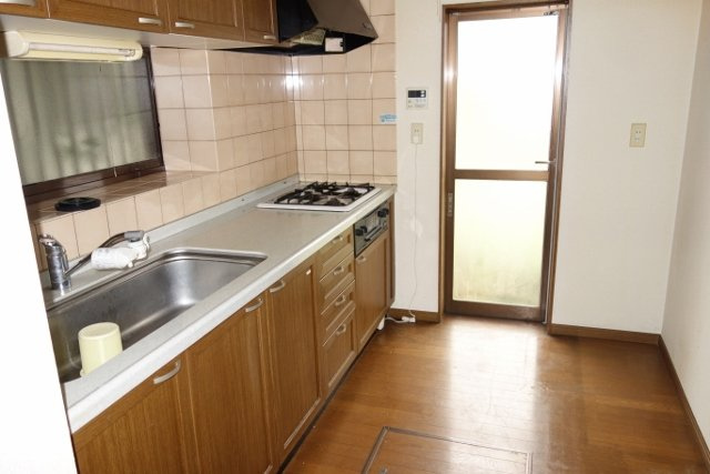 足立区青井４丁目の一戸建てのキッチン|お料理しやすいキッチンです