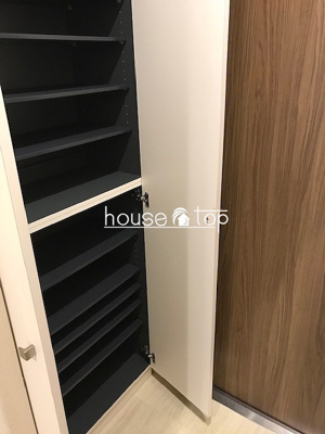 【玄関】 | ヘーベルメゾン小松西町東棟