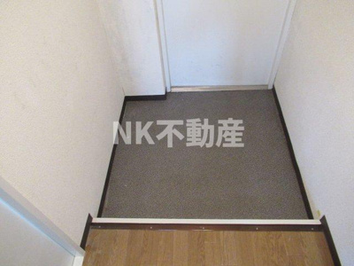 【玄関】 | メゾン瓜生堂（若江岩田賃貸） | ゆったりとした玄関です