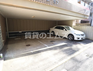 【駐車場】 | メイグレイス８７の駐車場