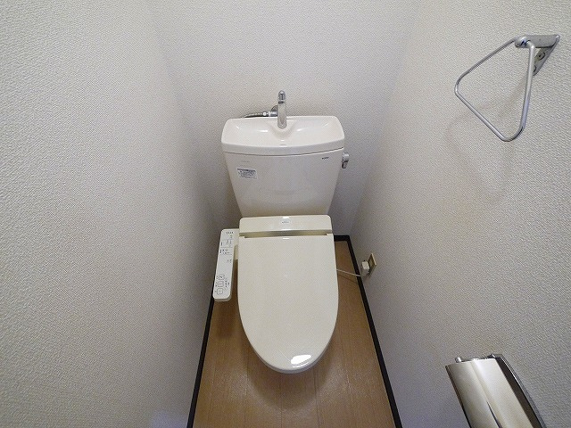 ルミエールタナカのトイレ|シンプルで使いやすいトイレです