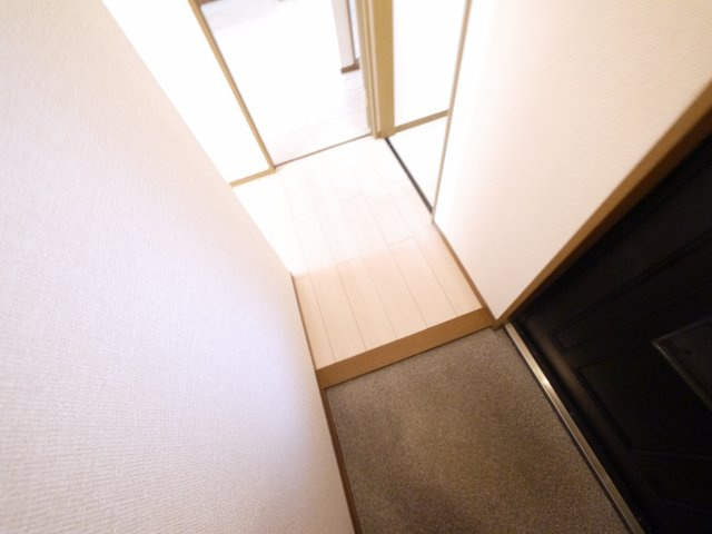 ラークハイムⅡの玄関|きれいな玄関です