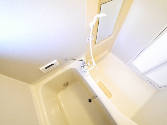 ラークハイムⅡの浴室|日々の暮らしに欠かせないお風呂です