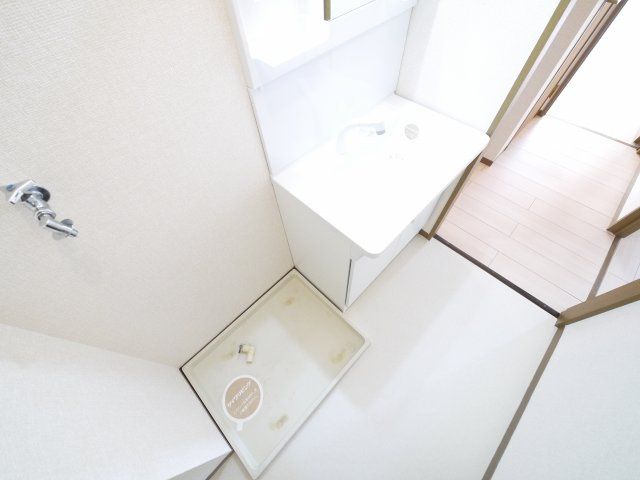 ラークハイムⅡの洗面所|脱衣スペースもあります