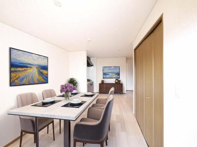 ラークハイムⅡの居間・リビング|CGで家具等を配置したもので家具等は含まれません