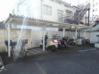 【その他共用部分】 | ヴィルズ大森町 | バイク置場