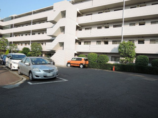 【駐車場】 | 平置き駐車場