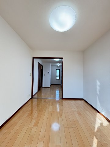 メゾン・ド・プラス　の居間・リビング