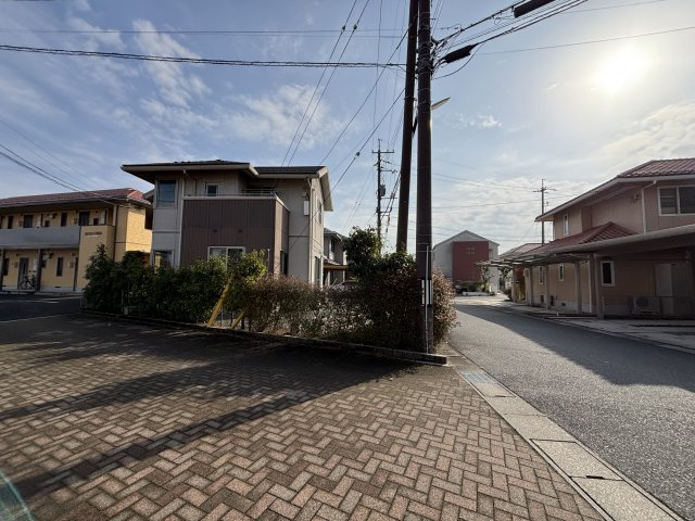 メゾン・ド・プラス　の周辺