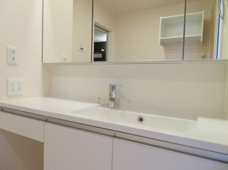 apartment 柏原町柏原