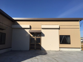 【外観】 | 新吉田町１４７倉庫 | 軽量シャッター付き（手動）