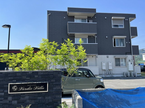 apartment 柏原町柏原