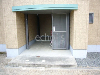 【エントランス】 | 建物の内部です