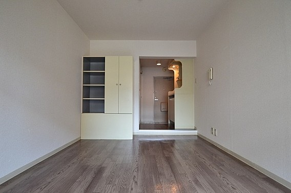 メゾンド六甲パート２の居間・リビング