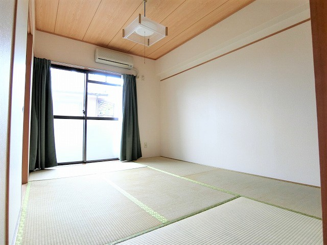 アイランドパレスの和室