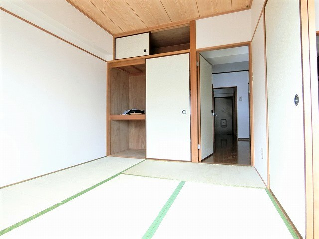 アイランドパレスの和室