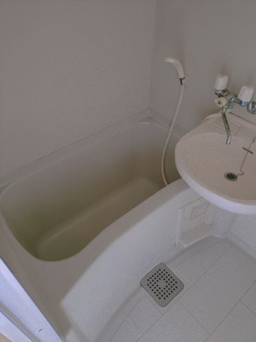 【浴室】 | サンライズ | 日々の疲れを癒せます