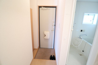 【玄関】 | ロイヤルパレス仲澤B