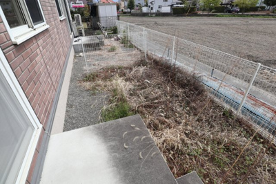 【庭】 | ロイヤルパレス仲澤B