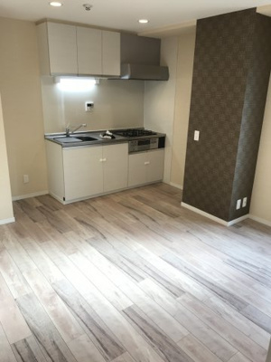 【居間・リビング】 | 宮前カーネル | ★南向き・角部屋で明るいお部屋です★
