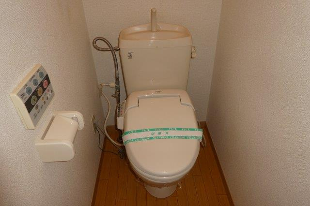 プリメールＡのトイレ|ウォシュレット