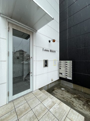 【エントランス】 | Launa練馬北町 | 月額管理料無料！賃貸管理はアブレイズパートナーズにお任せを！