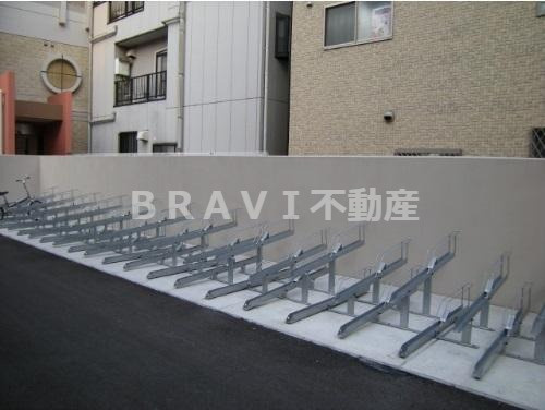 ドゥーエ本庄　BRAVI不動産のその他共用部分|【ドゥーエ本庄】敷地内駐輪場