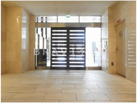 レオンコンフォート本町東　BRAVI不動産のロビー|【レオンコンフォート本町東】ロビーです