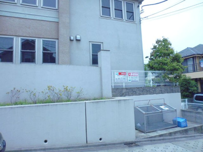 【その他共用部分】 | グレイスコート南原B | 敷地内ごみ置き場でごみ出しもらくらく～♪忙しい社会人さんや主婦さんにもうってつけ！