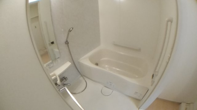 荒川区南千住３丁目の賃貸マンションの浴室|同反転タイプ参照