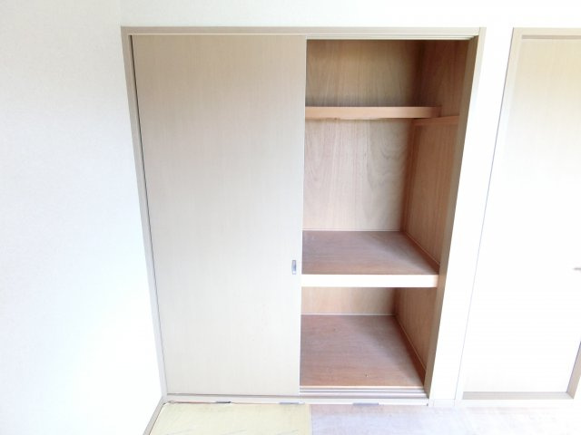 ビューラー和泉Ａの収納