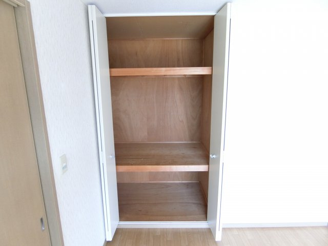 ビューラー和泉Ａの収納