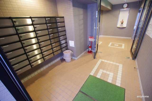フレア新大阪　仲介手数料無料のロビー