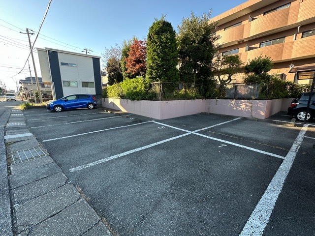 コートヴィラの駐車場