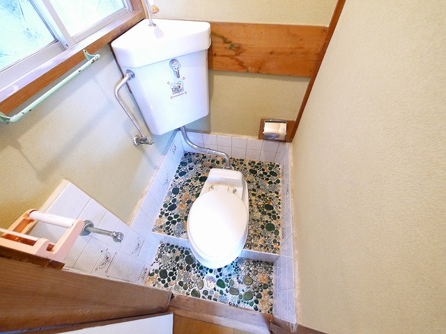 野口邸（恋の窪）のトイレ|ゆったりとした空間のトイレです