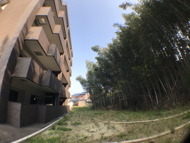 SQUARE-iの外観