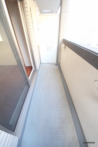 アクアプレイス東天満　仲介手数料無料のバルコニー
