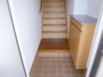 【玄関】 | すみれガーデンＡ