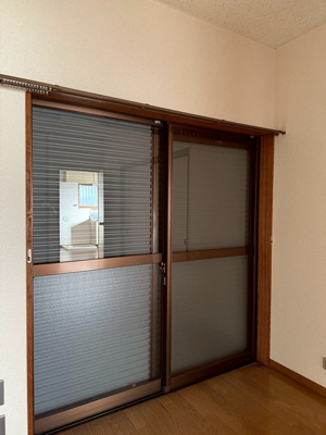 【バルコニー】 | 第7高春荘 | バルコニーは南向きで陽当り良好！お洗濯物はお昼からでも乾きそう☆2部屋から出入りできるのが嬉しいですよね♪