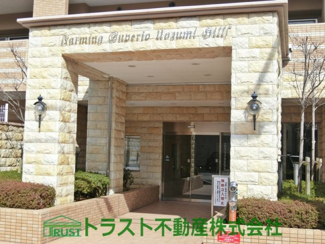 ファーミンスペリオ魚住ヒルズのエントランス