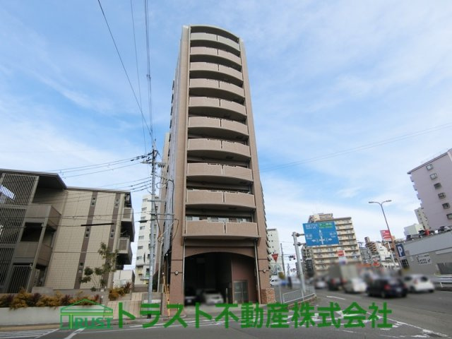 プレステージ西明石駅前グランディールの外観