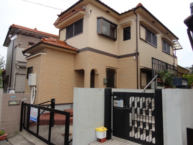 松が丘3丁目貸家